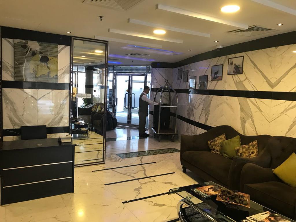 瓦利德宫酒店式公寓 迪拜 外观 照片